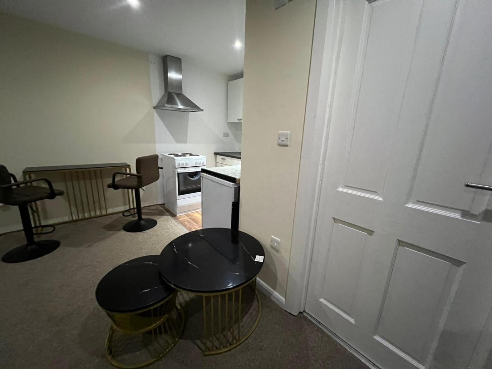 Modern Studio In Rayners Lane Pinner Harrow Near Wembley Greater London エクステリア 写真