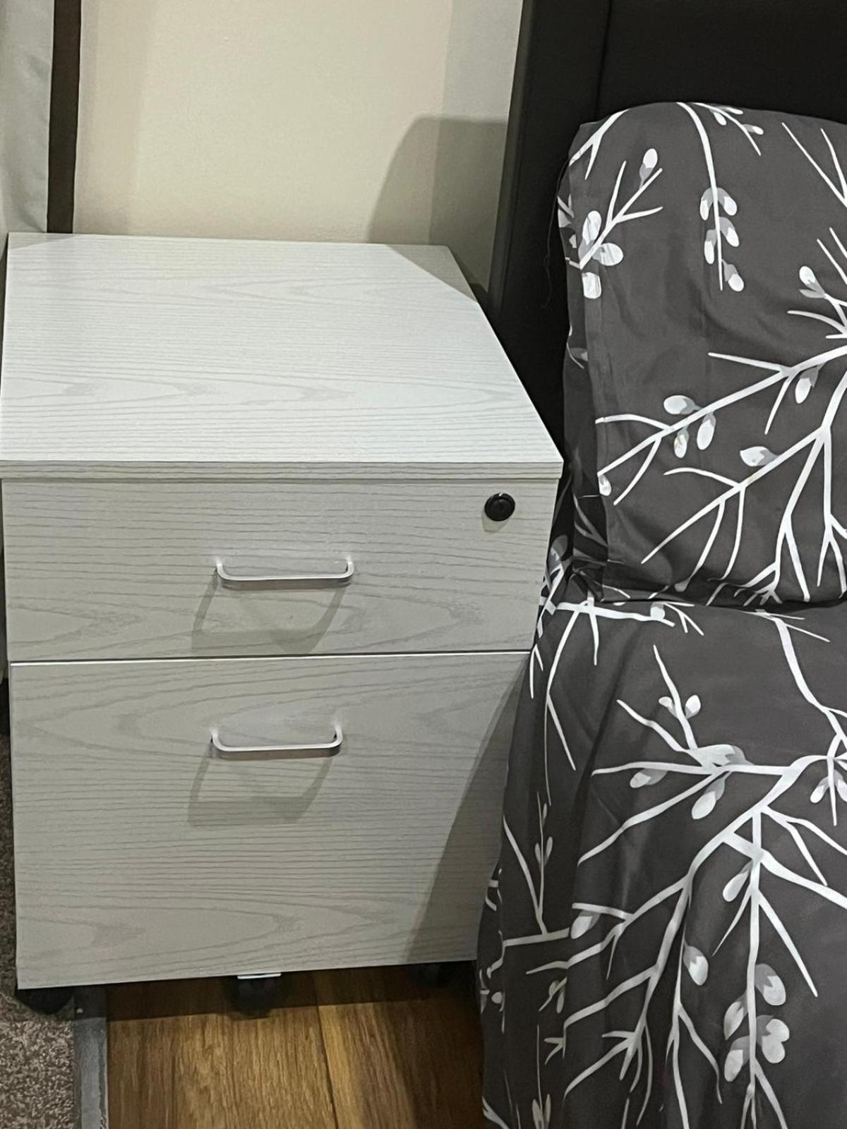 Modern Studio In Rayners Lane Pinner Harrow Near Wembley Greater London エクステリア 写真
