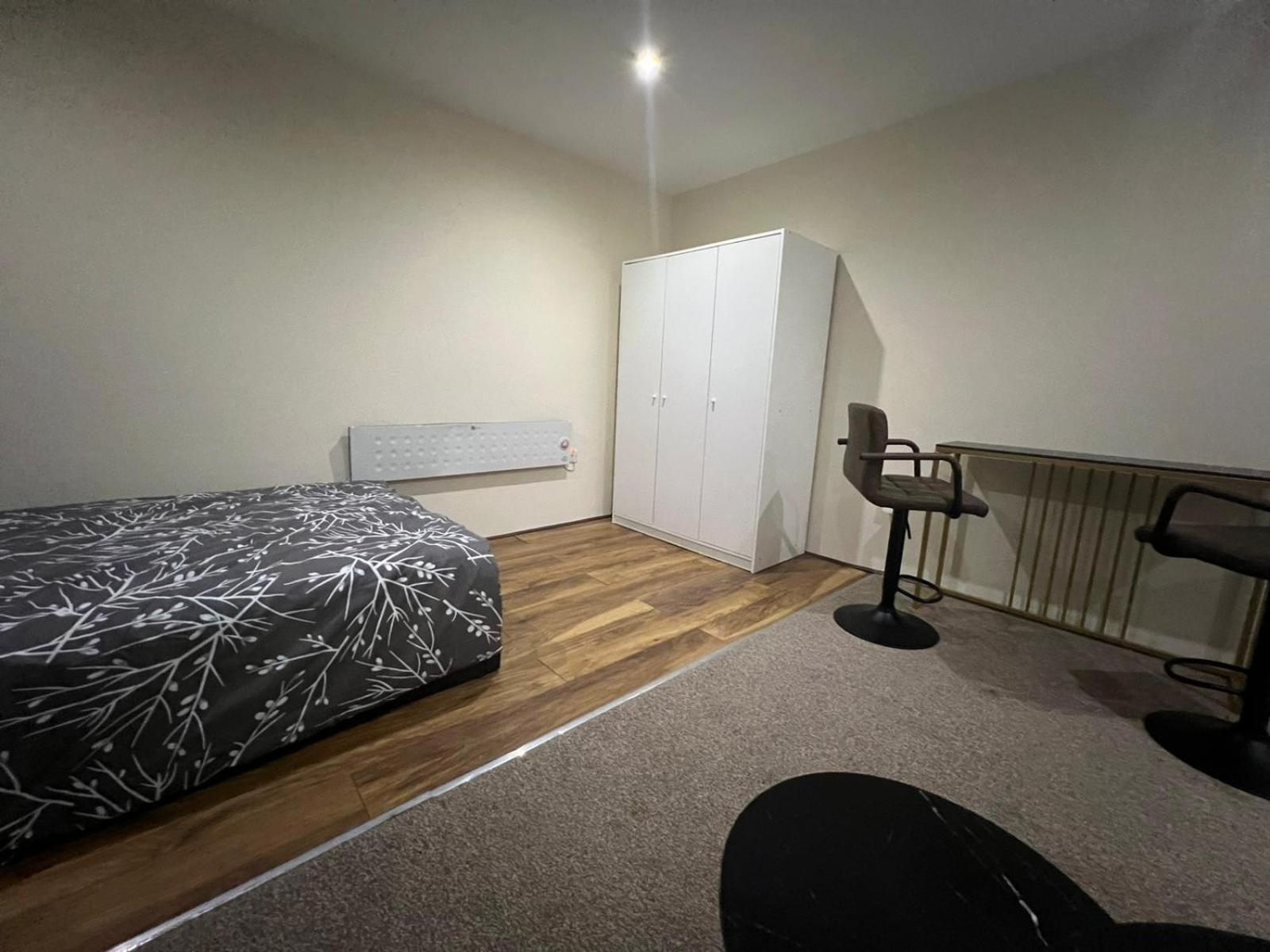 Modern Studio In Rayners Lane Pinner Harrow Near Wembley Greater London エクステリア 写真